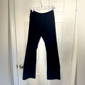 Black flare yoga pants
